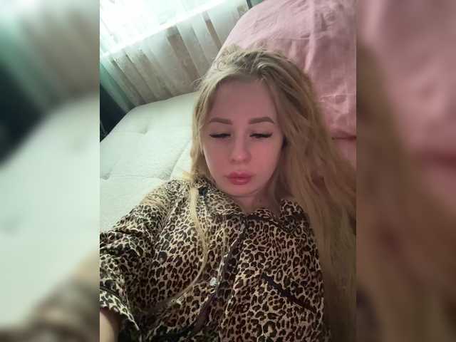 Black-Etika live cam on BongaCams