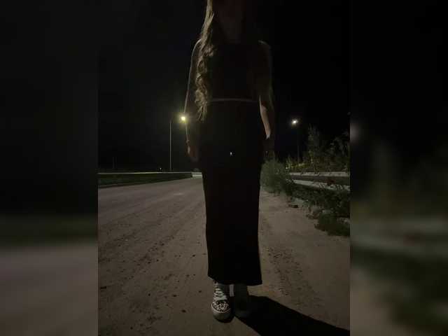 модель Miss-Etikaa