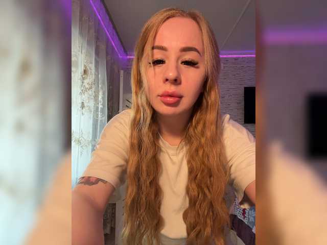 Miss-Etikaa live cam preview