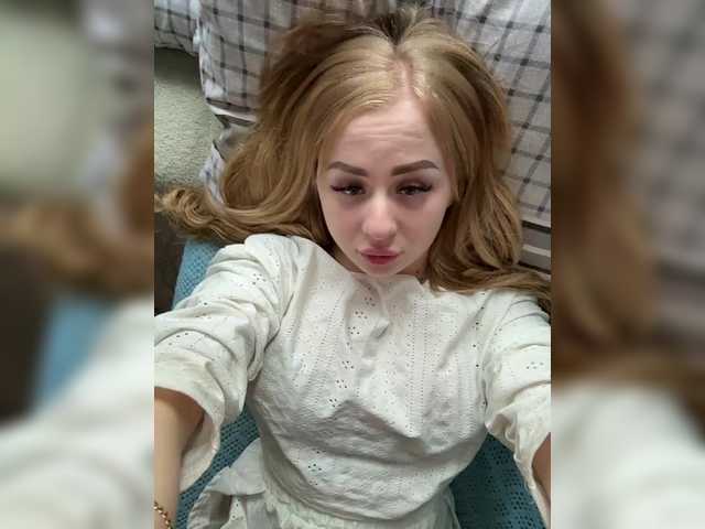 Miss-Etikaa live cam