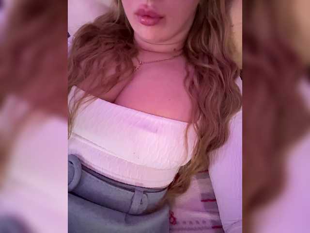 Miss-Etikaa live cam on BongaCams