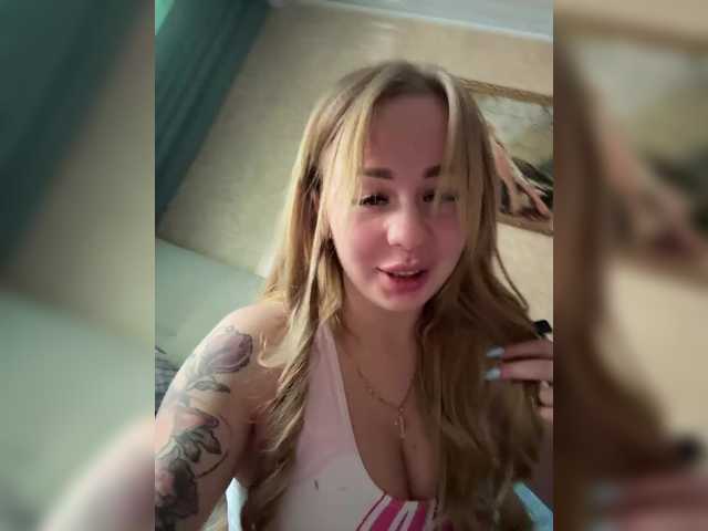 Miss-Etikaa live cam on BongaCams