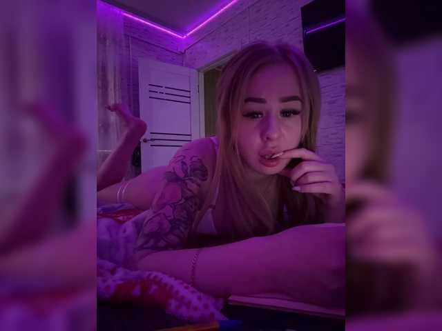 Miss-Etikaa live cam on BongaCams