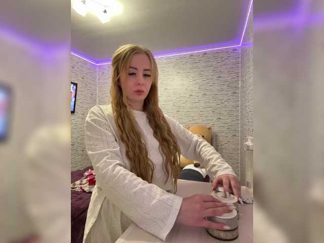 Miss-Etikaa live cam on BongaCams