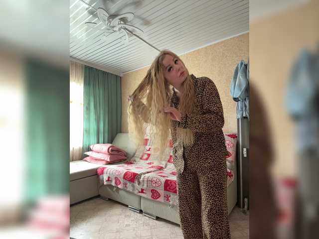 Black-Etika live cam on BongaCams