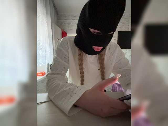 Black-Etika live cam