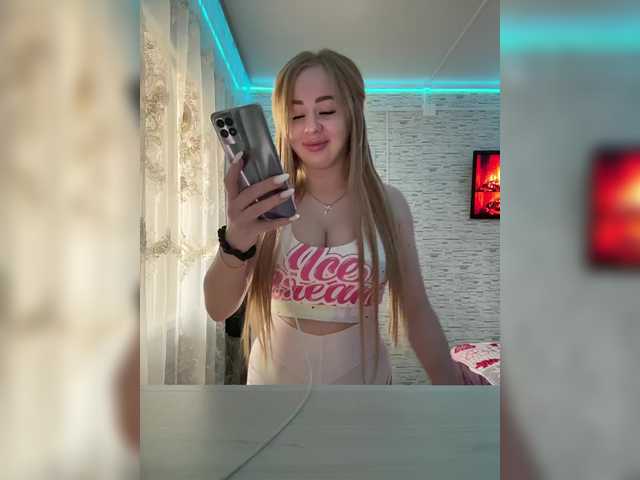 Miss-Etikaa live cam on BongaCams