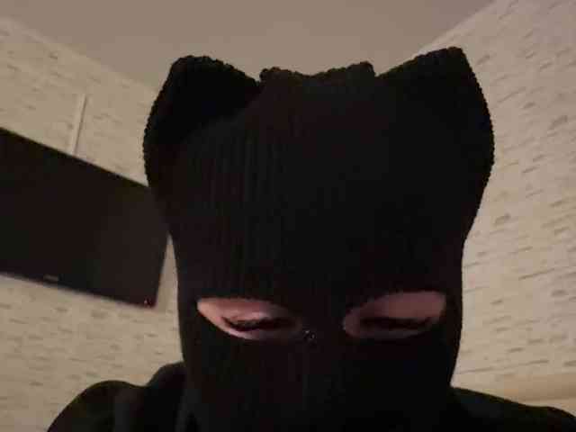 Black-Etika webcam