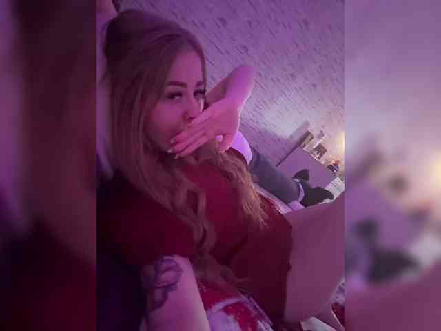 Miss-Etikaa webcam