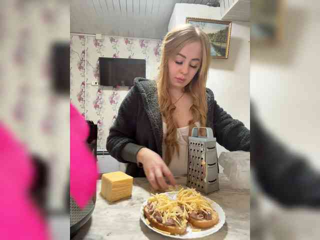 Miss-Etikaa webcam