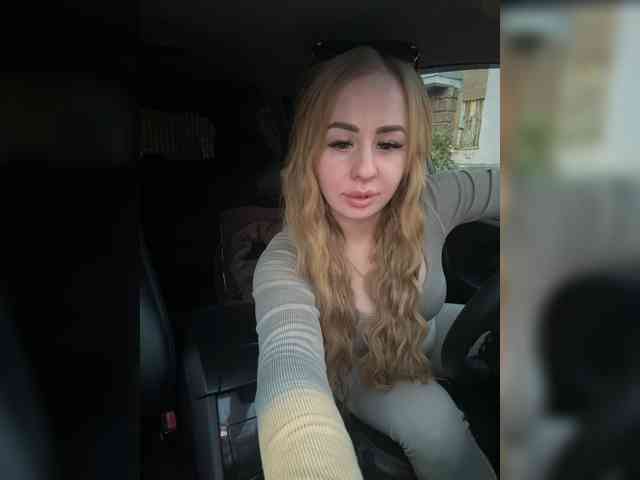 Miss-Etikaa webcam