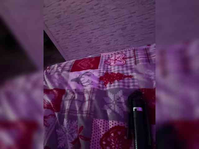 Miss-Etikaa webcam