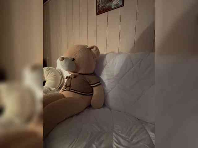 Miss-Etikaa webcam