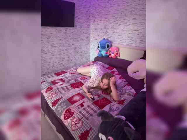 Miss-Etikaa webcam