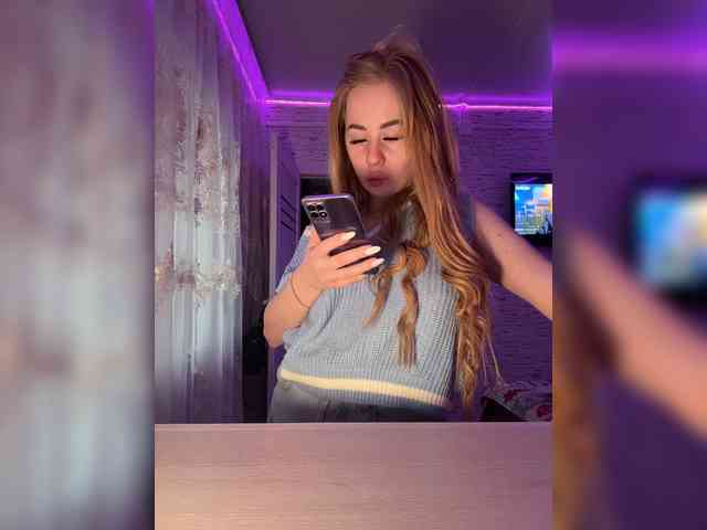 Miss-Etikaa webcam
