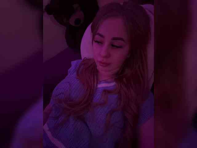 Miss-Etikaa webcam