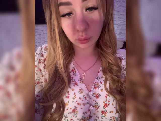 Miss-Etikaa webcam