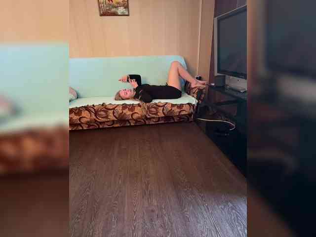 Miss-Etikaa webcam