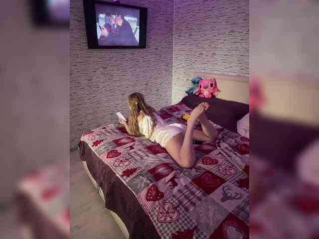 Miss-Etikaa webcam