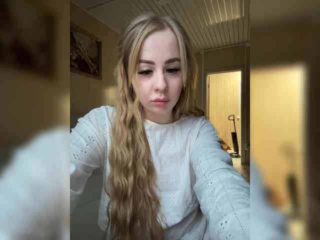 Miss-Etikaa webcam