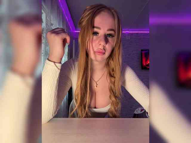Miss-Etikaa webcam