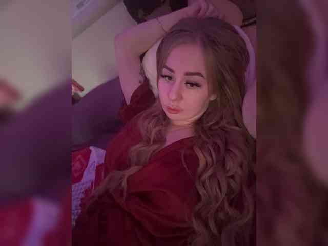 Miss-Etikaa webcam