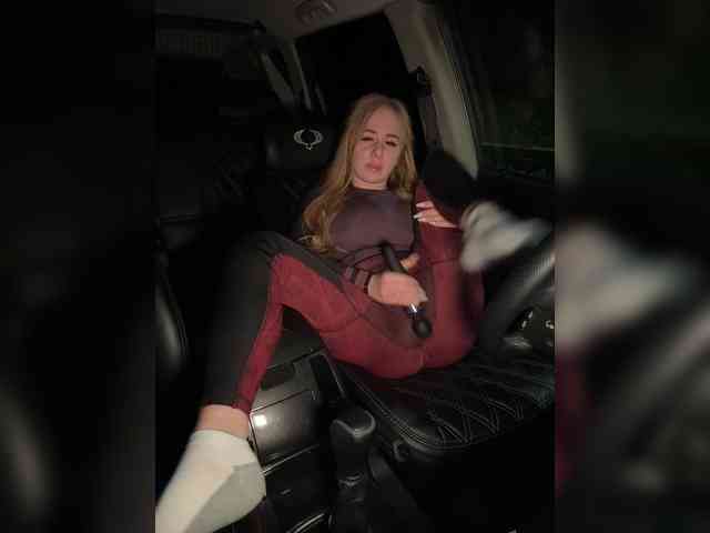 Miss-Etikaa webcam