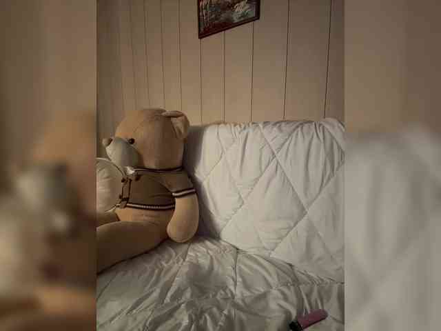 Miss-Etikaa webcam