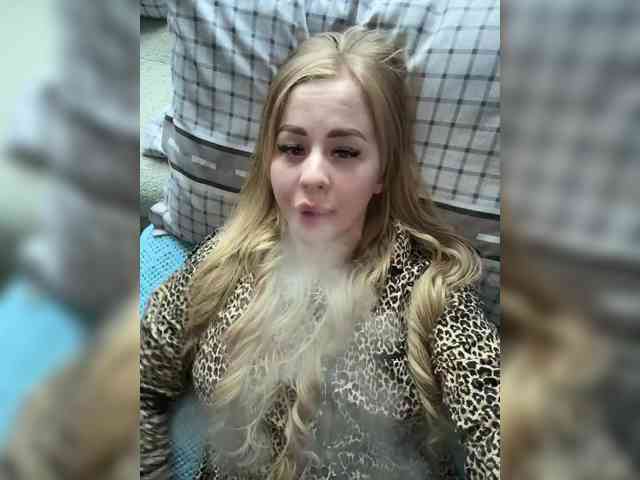 Miss-Etikaa webcam