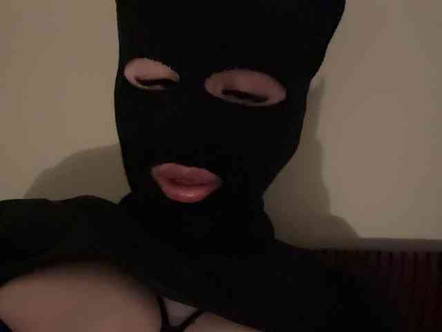 Black-Etika webcam