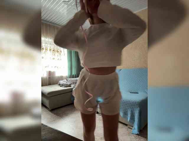 Miss-Etikaa webcam
