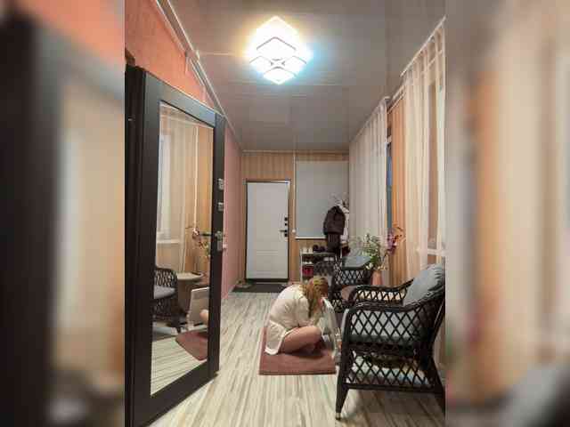Miss-Etikaa webcam