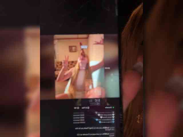 Black-Etika webcam
