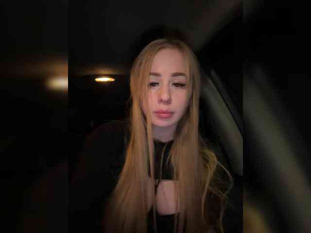 Miss-Etikaa webcam
