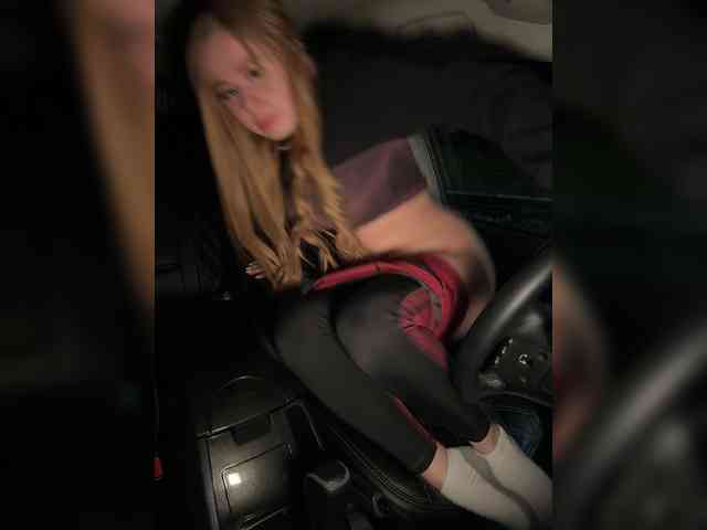 Miss-Etikaa webcam