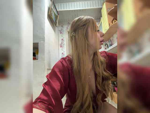Miss-Etikaa webcam