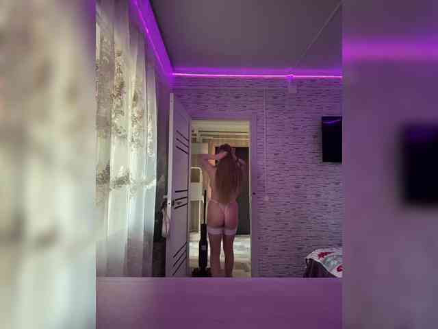 Miss-Etikaa webcam
