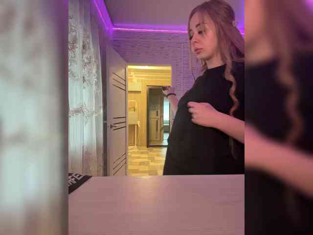Miss-Etikaa webcam