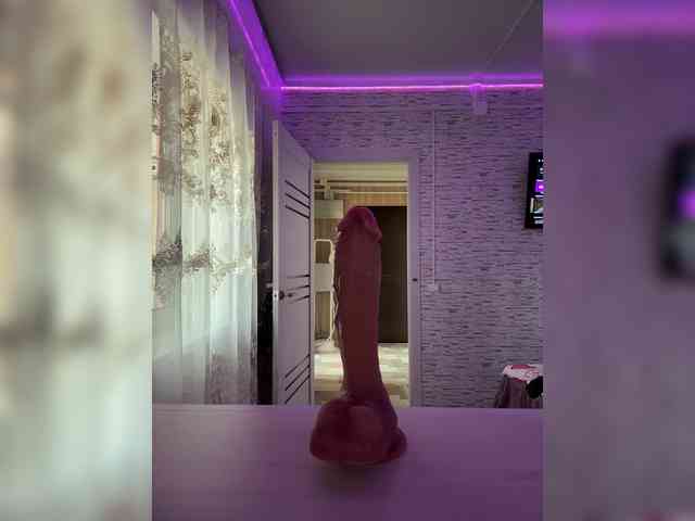Miss-Etikaa webcam