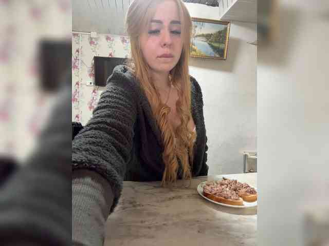 Miss-Etikaa webcam