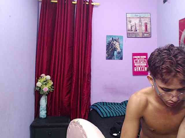 fuckdestroys Sex Cam Show