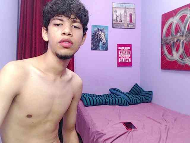 fuckdestroys webcam