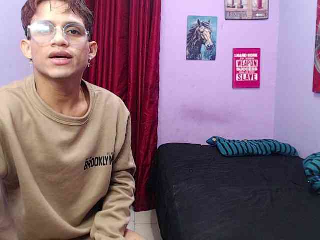 fuckdestroys Sex Cam Show