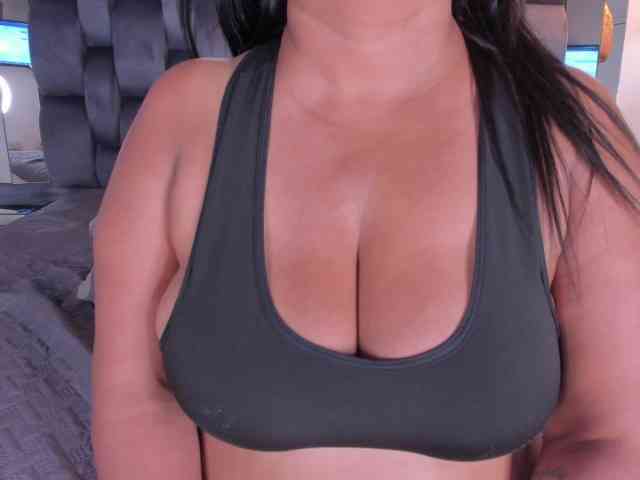 sweet-mom69 webcam