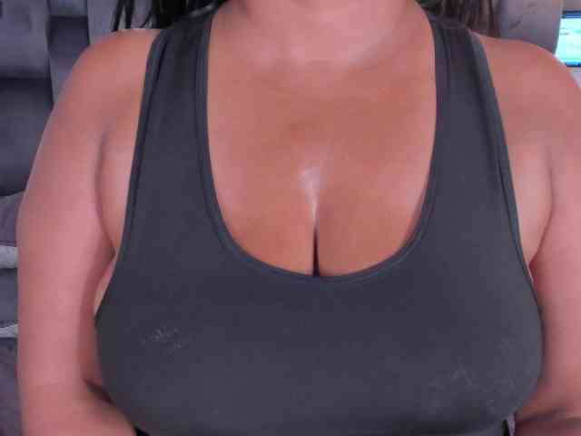 sweet-mom69 webcam