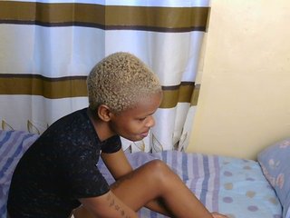 Essyfreaky Porn Show