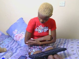 Essyfreaky's Live Webcam