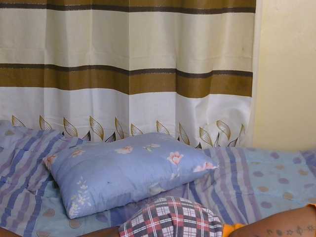 Essyfreaky live cam on BongaCams