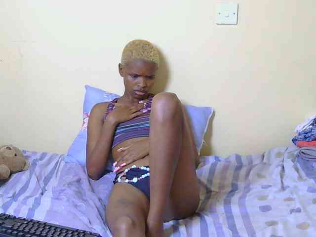 Essyfreaky webcam