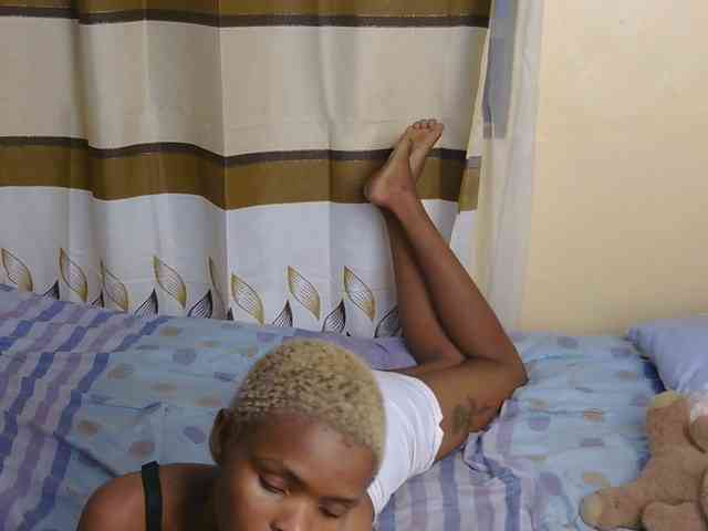 Essyfreaky webcam
